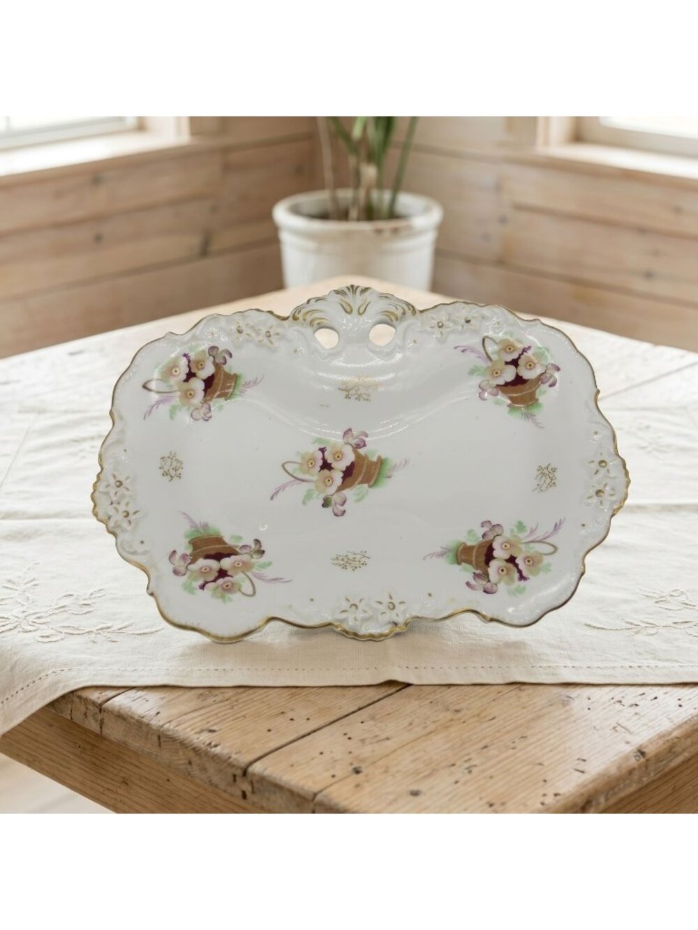 Footed Porcelain Decorative Tray Floral Basket Design Gold Gilded Trim 11"